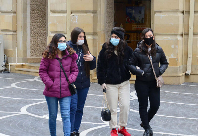В Азербайджане за сутки выявлено 1 058 случаев заражения COVID-19