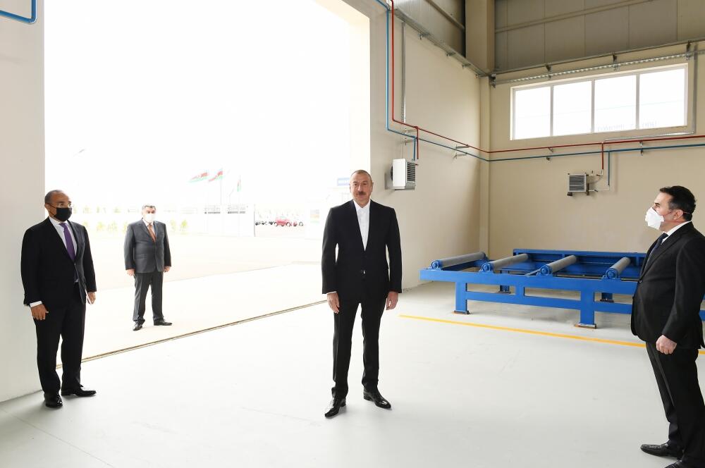 Президент Ильхам Алиев принял участие в открытии Гаджигабульского промышленного квартала