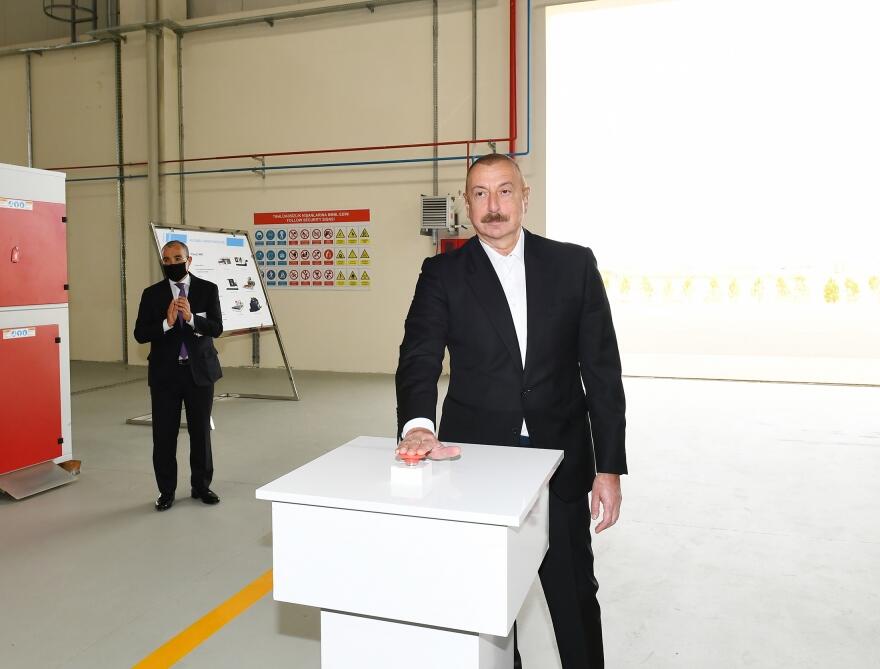 Президент Ильхам Алиев принял участие в открытии Гаджигабульского промышленного квартала