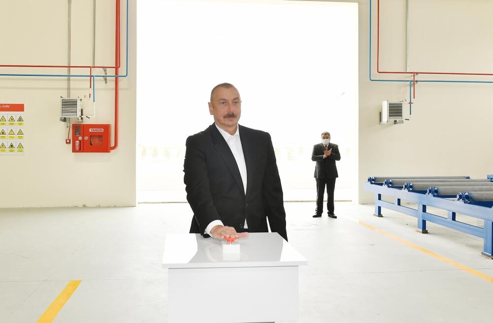 Президент Ильхам Алиев принял участие в открытии Гаджигабульского промышленного квартала