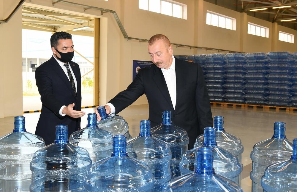 Президент Ильхам Алиев принял участие в открытии Гаджигабульского промышленного квартала