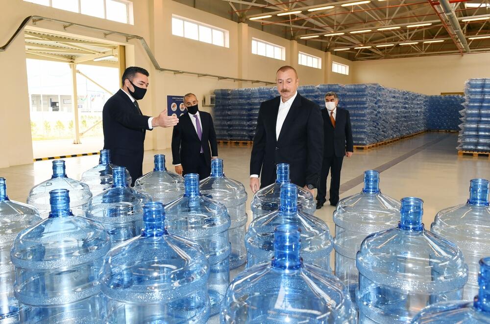Президент Ильхам Алиев принял участие в открытии Гаджигабульского промышленного квартала