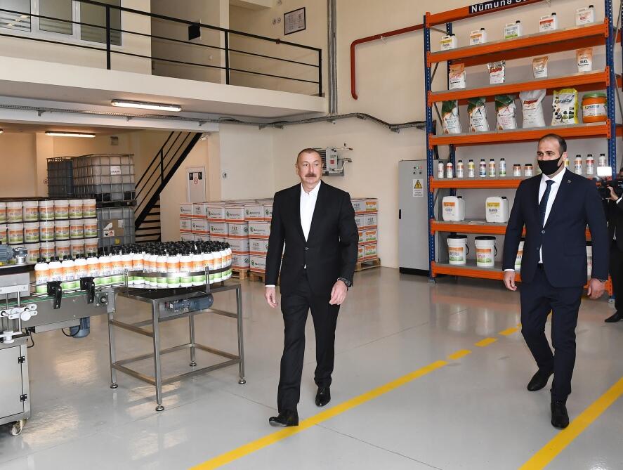 Президент Ильхам Алиев принял участие в открытии Гаджигабульского промышленного квартала
