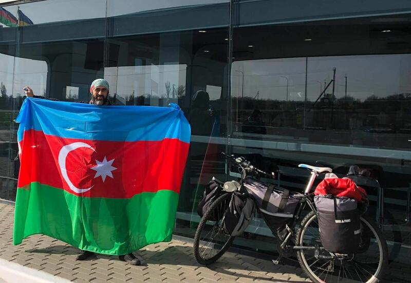 Азербайджанский путешественник совершил велопробег от Стамбула до Чанаккале