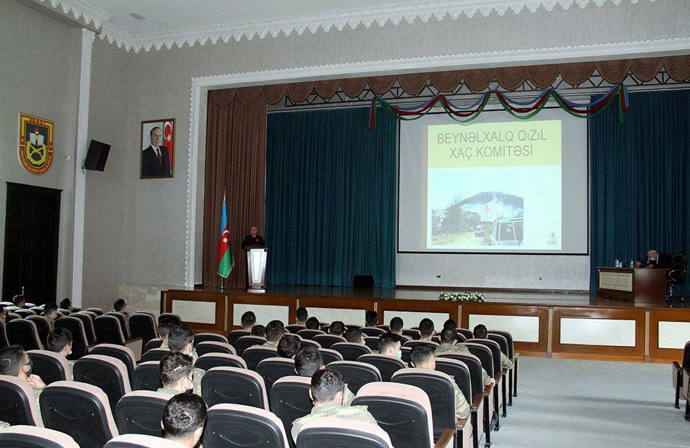 Проведен семинар для курсантов военного училища