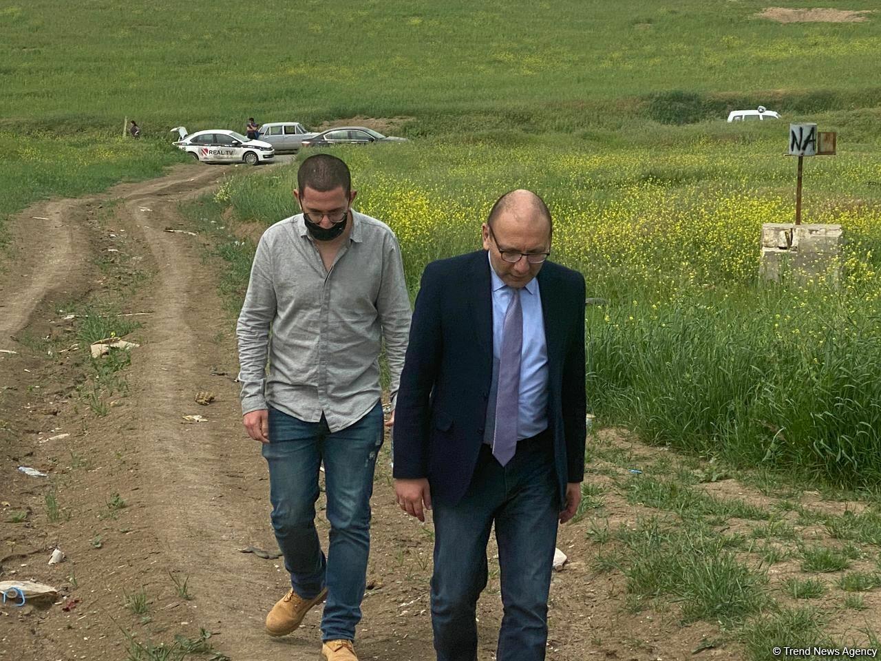 Продолжается визит израильских журналистов на освобожденные территории Азербайджана