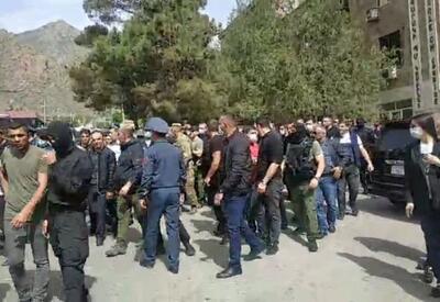 Охрана Пашиняна подралась с протестующими в Мегри - ВИДЕО