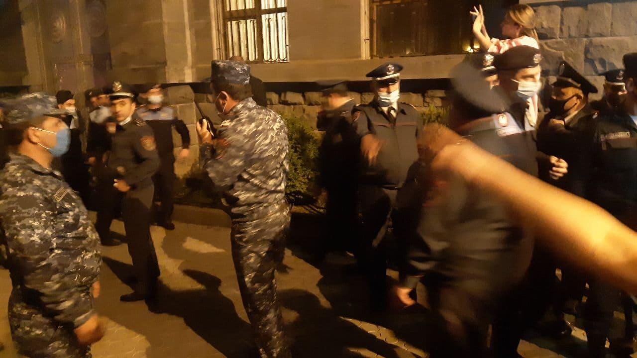 В Ереване произошли стычки