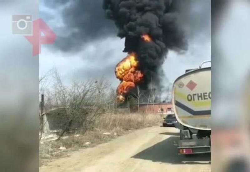 В России взорвался бензовоз