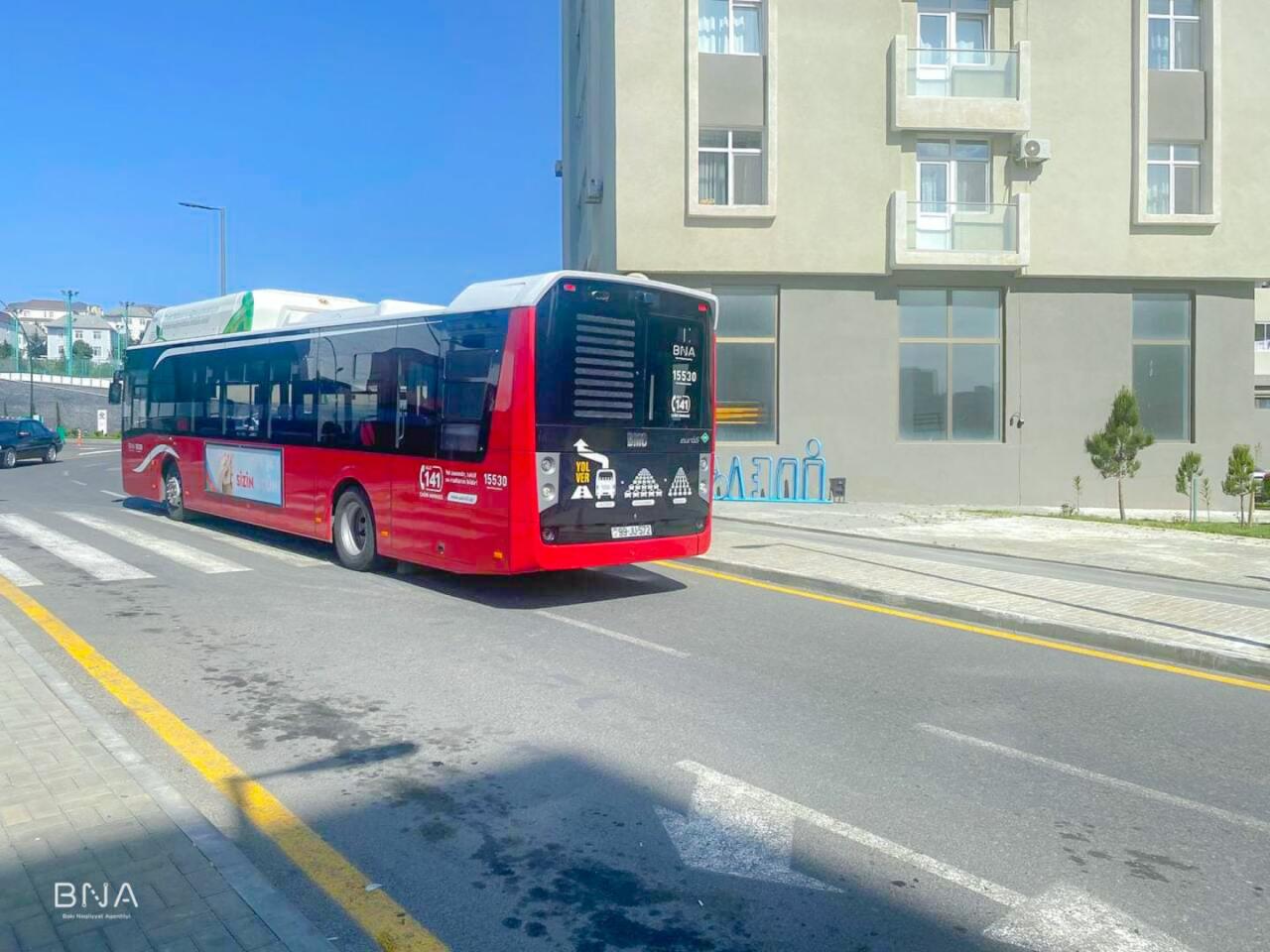 В Баку открылся новый автобусный маршрут