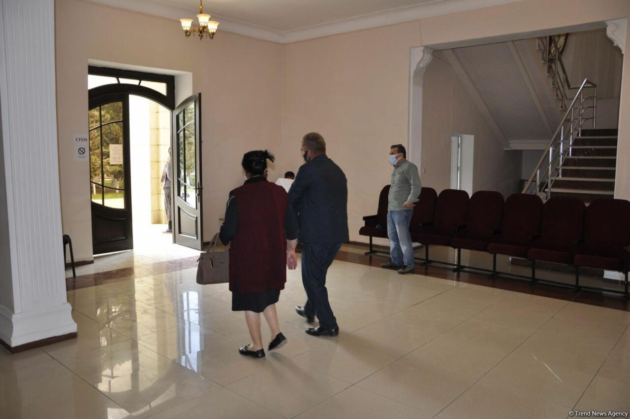 По инициативе депутата Севиль Микаиловой оказана продовольственная помощь семьям шехидов и малообеспеченным семьям в Худате