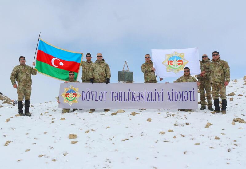 Сотрудники СГБ совершили восхождение на «Пик Гейдара»