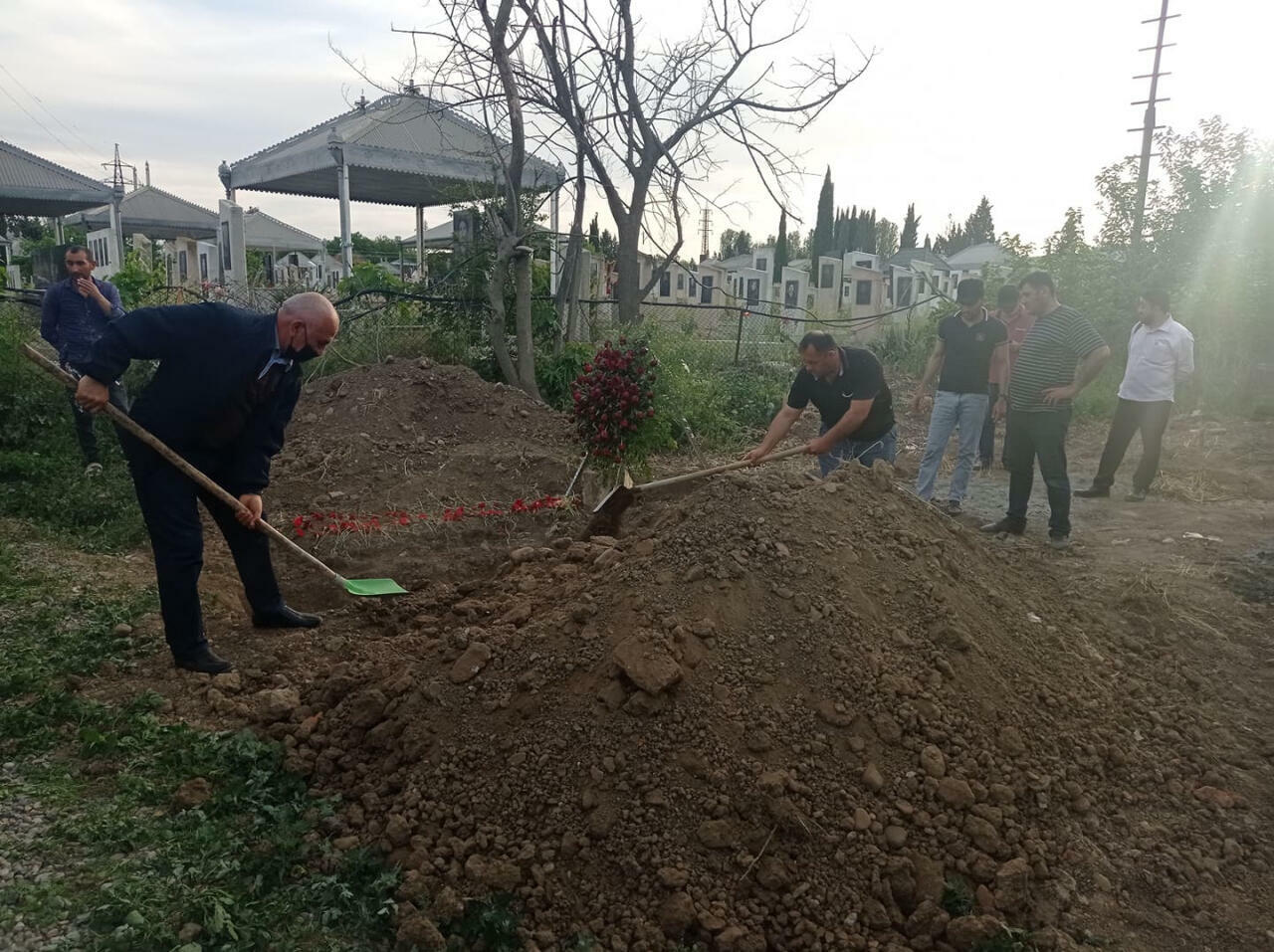 Аслана Гусейнова похоронили в Гяндже