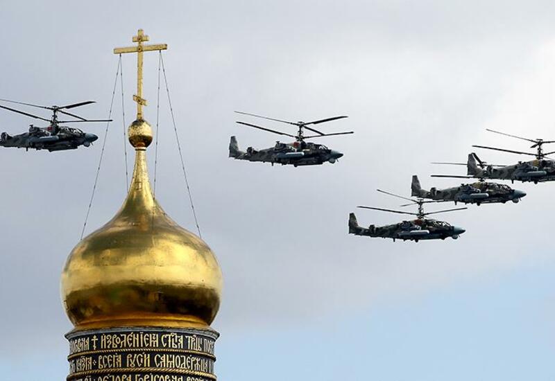 Репетиция воздушной части парада Победы прошла в небе над Москвой