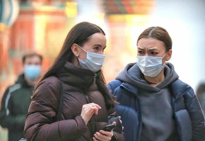 Власти Польши разрешили не носить маски на улице