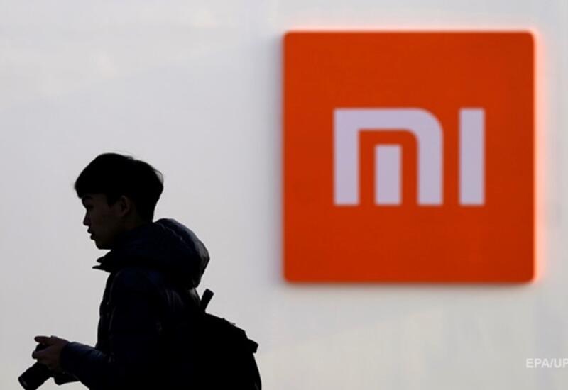 Xiaomi запатентовала смартфон-слайдер с дополнительным экраном