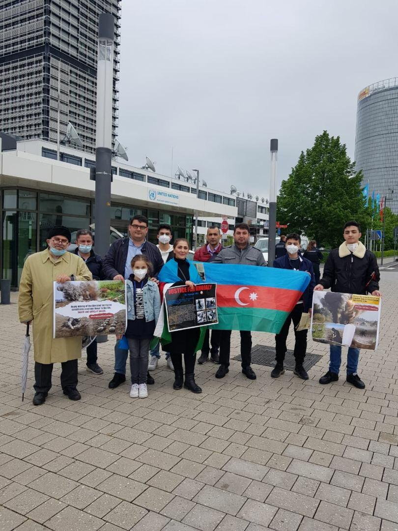 Проживающие в Германии азербайджанцы провели акцию протеста