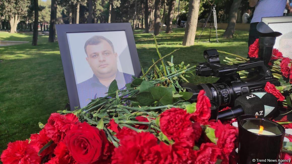 В Баку чтят память журналистов, погибших в результате подрыва на мине в Кельбаджаре