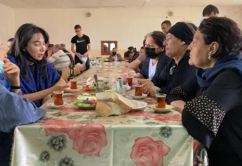 Омбудсмен посетила семьи погибших cотрудников СМИ из-за взрыва мины в Кельбаджаре