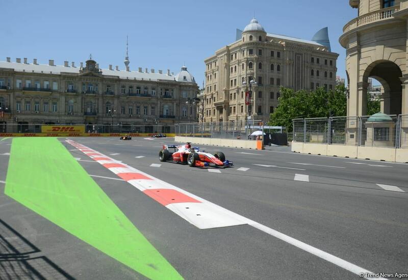 В рамках Гран-при Азербайджана в Баку стартовал третий свободный заезд в классе Формулы-1