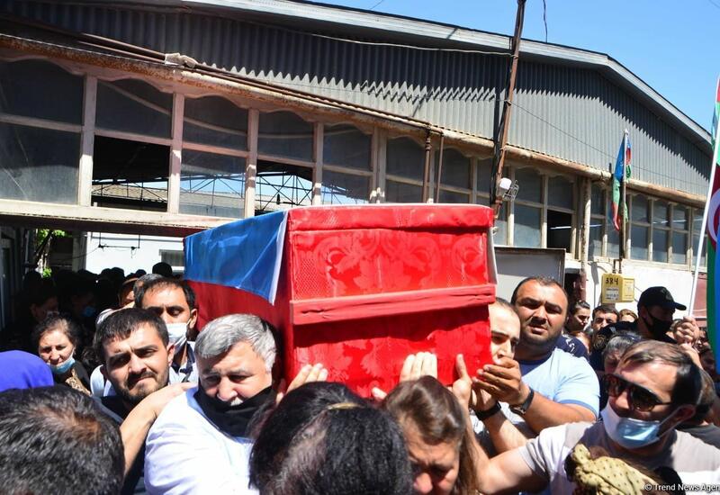 Şəhid jurnalist dəfn olunub