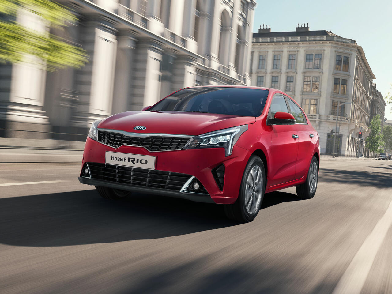 KIA обновила логотип и показала свой первый электромобиль