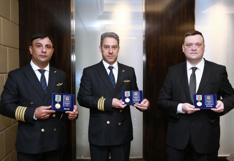 Сотрудники Silk Way West Airlines награждены по случаю профессионального праздника
