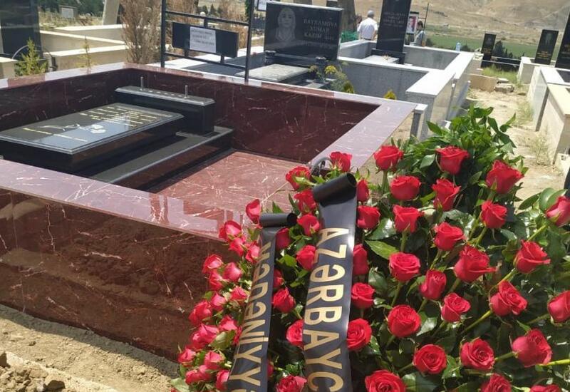 В Баку прощаются с народным артистом Рамизом Азизбейли