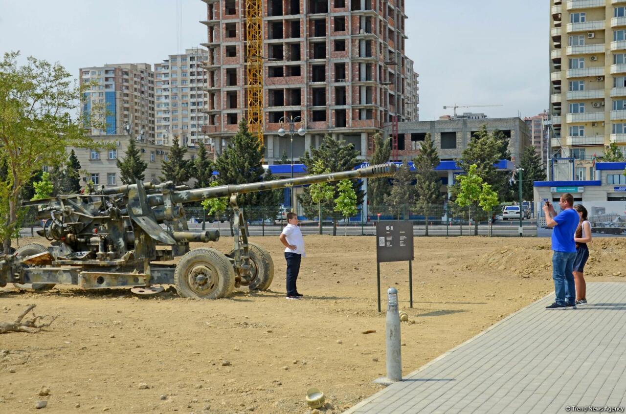 Мощь азербайджанской армии в Парке военных трофеев в Баку
