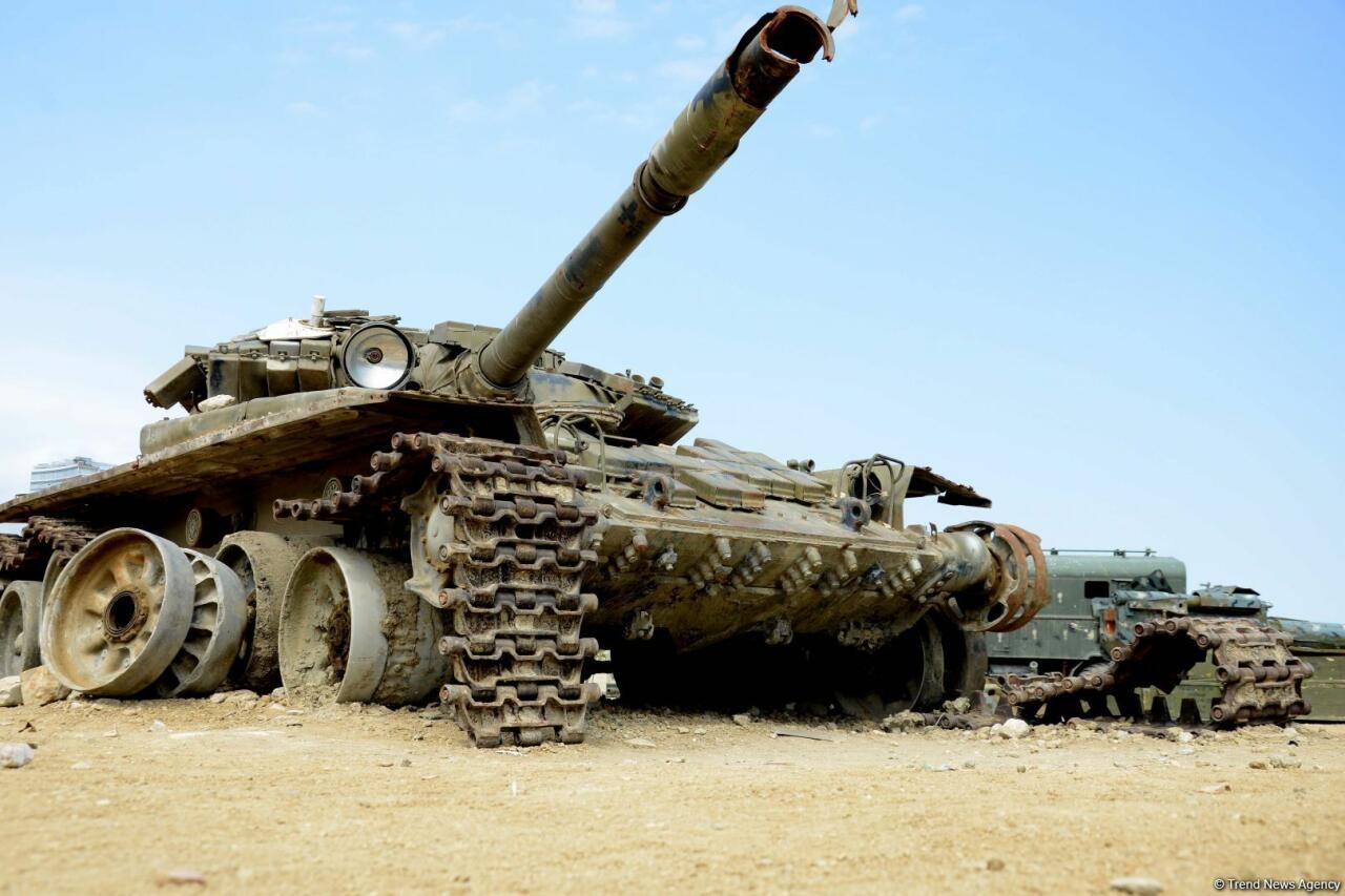 Мощь азербайджанской армии в Парке военных трофеев в Баку