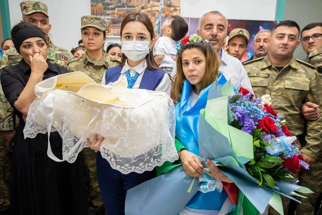 Фонд YAŞAT откроет счета в банке на имена еще трех новорожденных детей шехидов