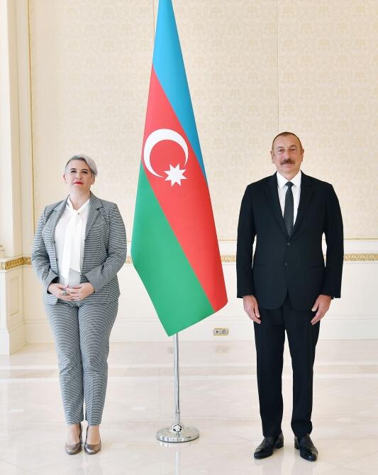 Президент Ильхам Алиев принял верительные грамоты новоназначенных послов-нерезидентов десяти стран в Азербайджане