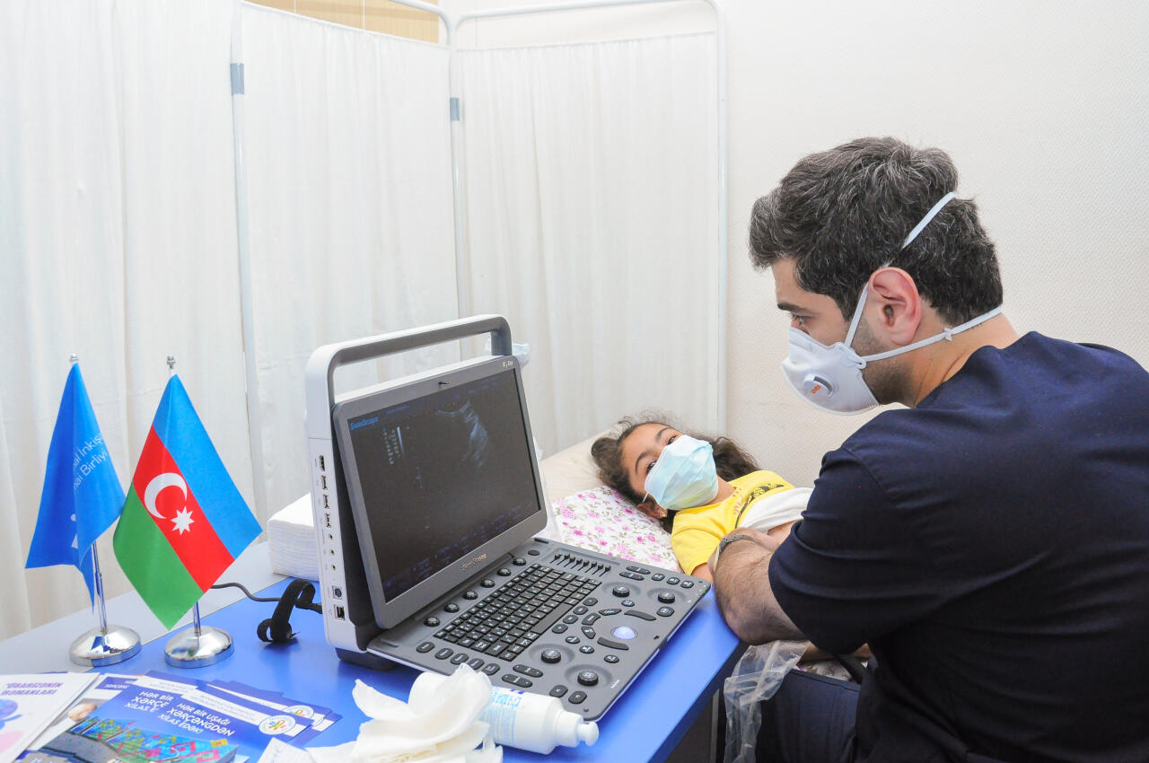 Regionlarda aztəminatlı və digər həssas kateqoriyalara aid ailələrdən olan uşaqlar arasında onkoloji müayinələr aparılır