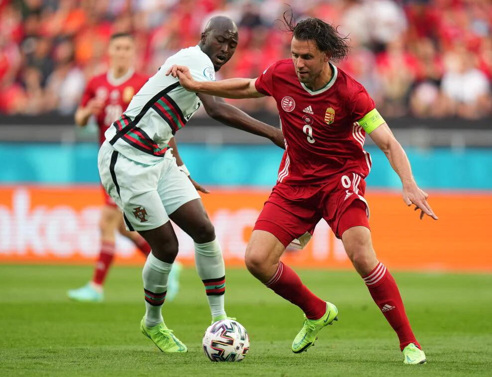 Сборная Португалии начинает Евро-2020 с крупной победы над венграми
