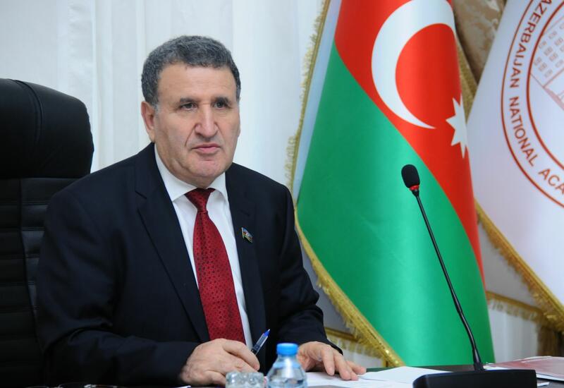 15 iyun Heydər Əliyevin Azərbaycanda müstəqil dövlətçiliyi xilas etməsinin əbədiləşən tarixidir