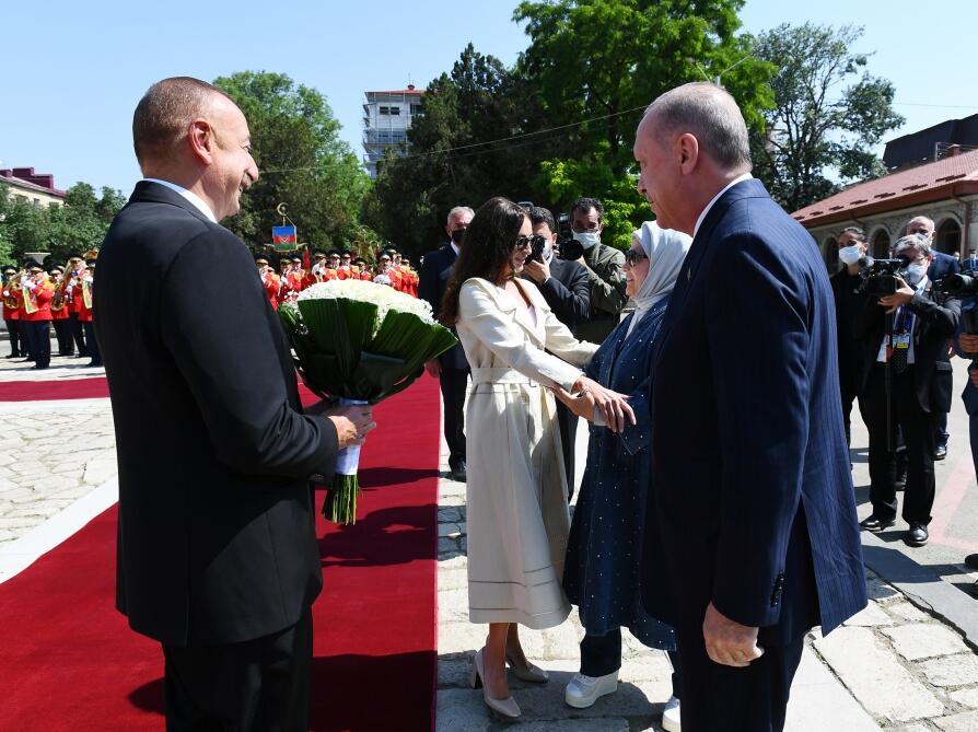 В Шуше прошла церемония официальной встречи Президента Турции Реджепа Тайипа Эрдогана