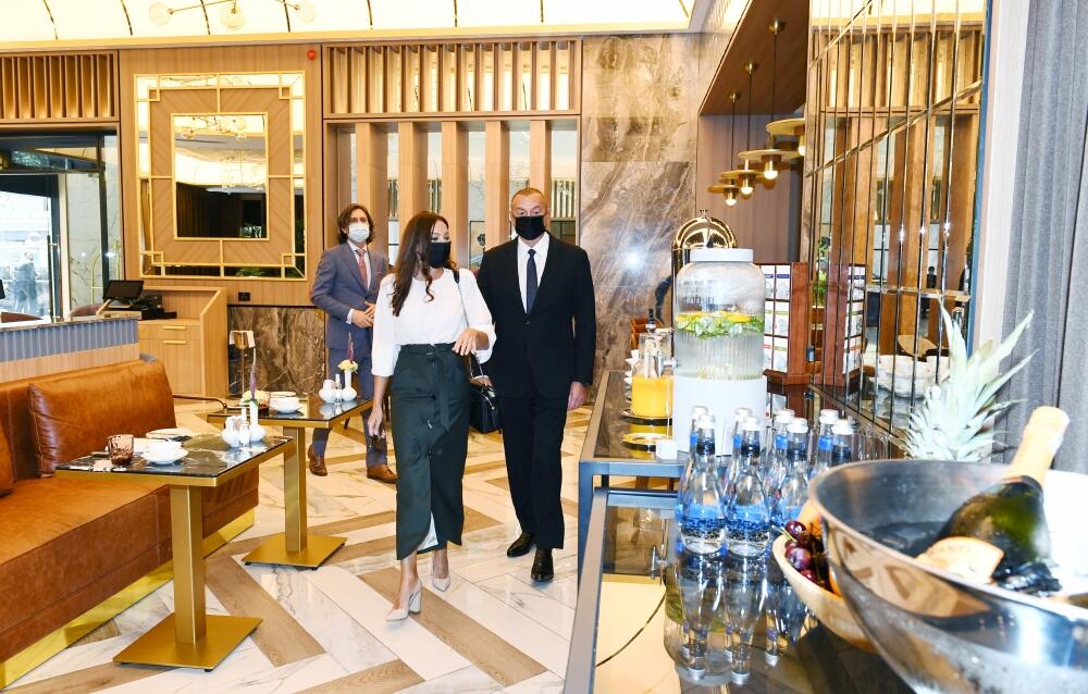 Prezident İlham Əliyev və Birinci xanım Mehriban Əliyeva Bakıda “Intercontinental” otelinin açılışında iştirak edib