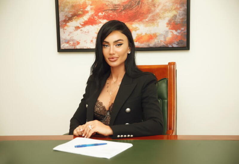 Diana Ahadpour izləyicilərinə “iPhone 12” və “Porsche” bağışlayır