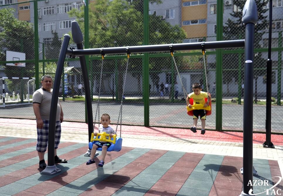 В Баку благоустроен и передан в пользование жителей очередной двор
