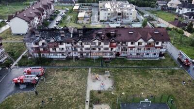 В Челябинске горит многоквартирный дом
