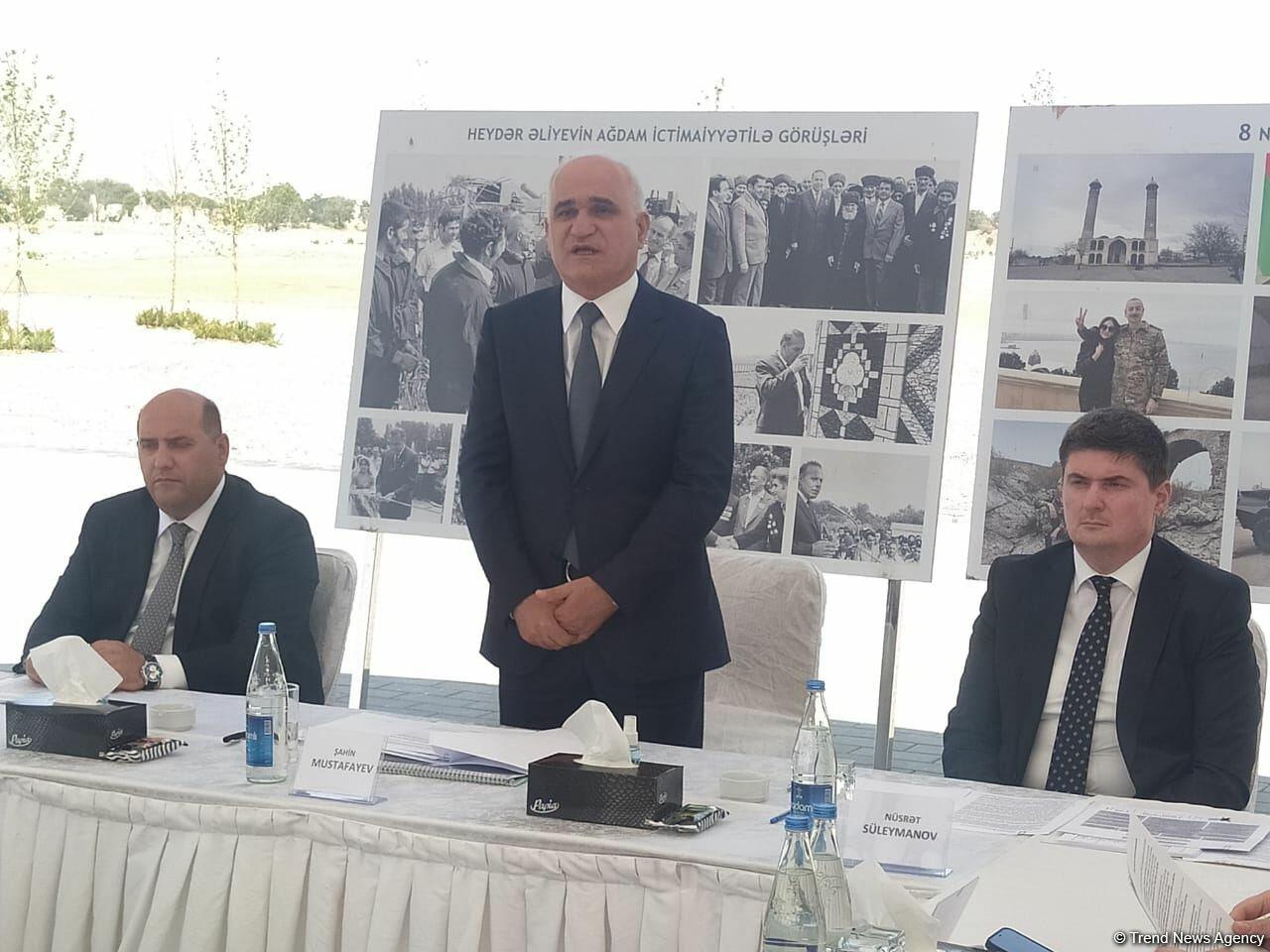 Вице-премьер Азербайджана провел заседание в Агдаме