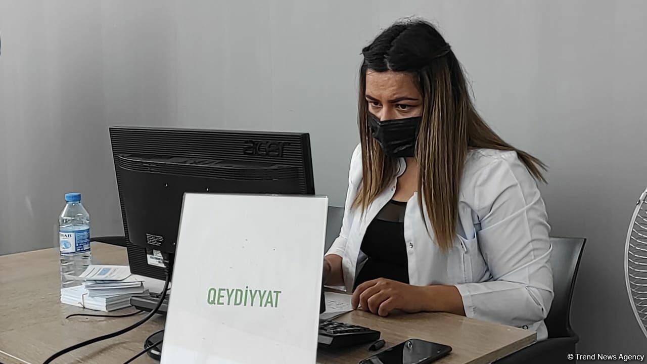 В Баку организована мобильная вакцинация