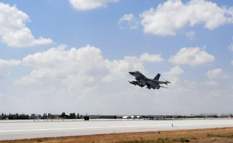 “Anadolu Qartalı - 2021” təlimində hərbi pilotlarımız növbəti tapşırıqları icra edib