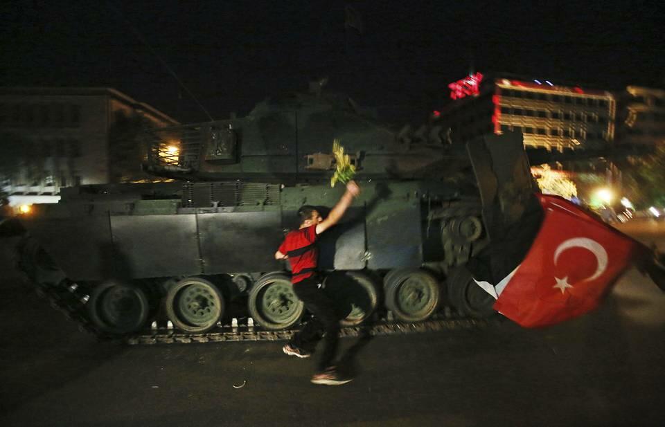 События 15 июля 2016 года сделали Турцию сильнее