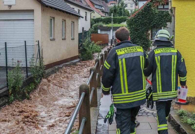В Германии ищут более тысячи человек после потопа