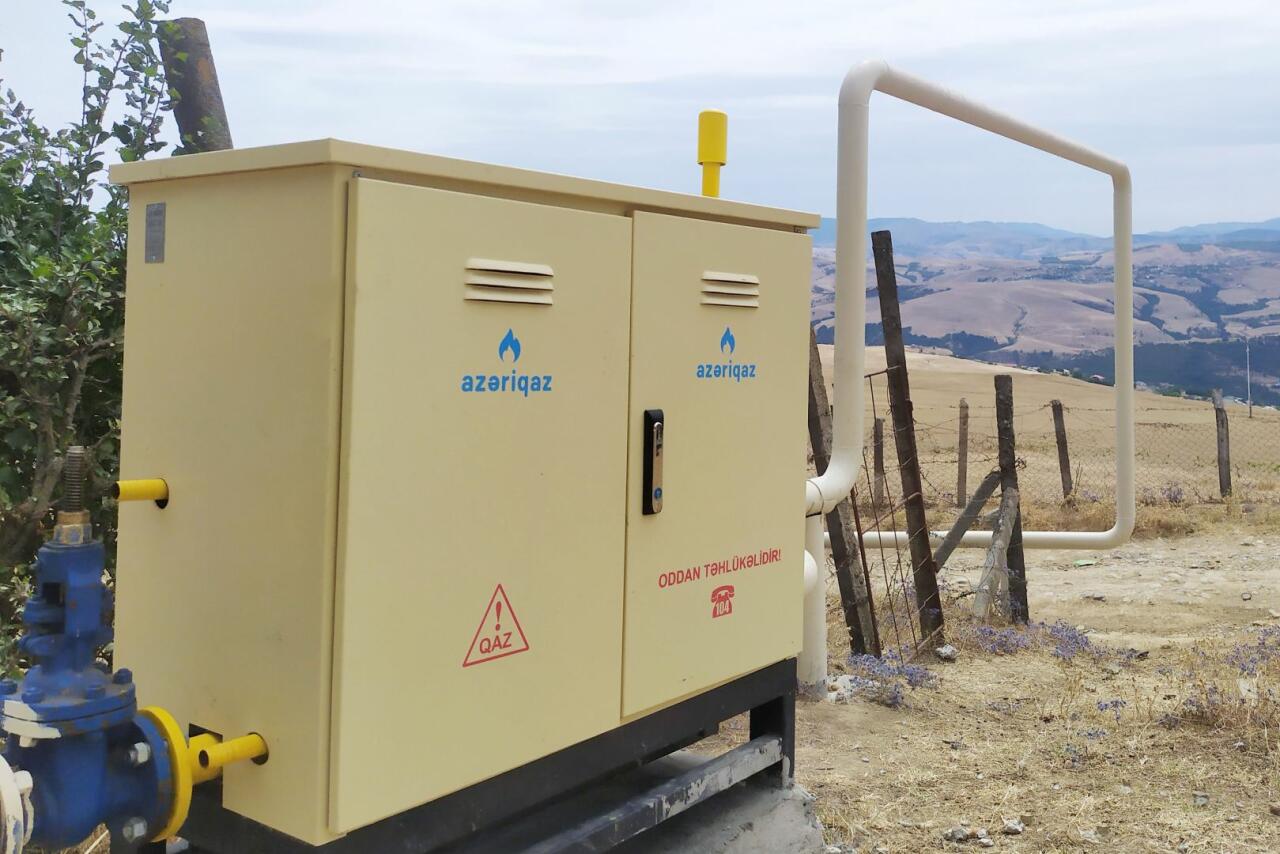 В 2 районах Азербайджана газифицировано более 300 домов