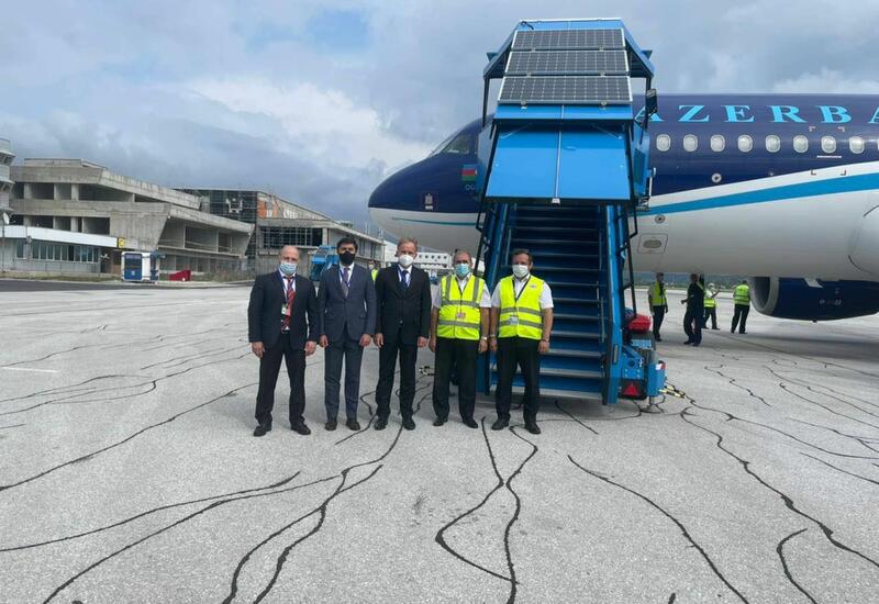 Самолет AZAL доставил в Боснию и Герцеговину вакцины против коронавируса