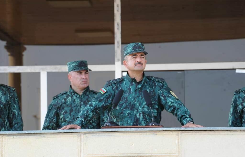 Группа военнослужащих, принимавших участие в Отечественной войне, уволена в запас