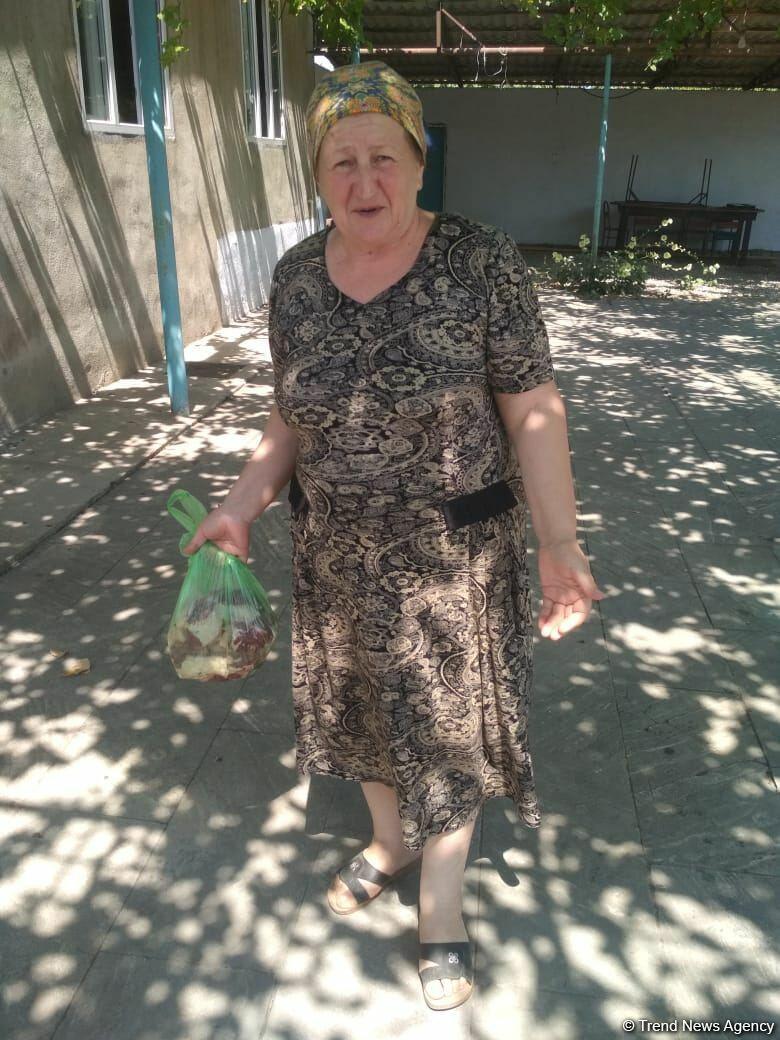 Deputat Sevil Mikayılovanın təşəbbüsü ilə Xudatda Qurban bayramı sovqatı paylanılıb