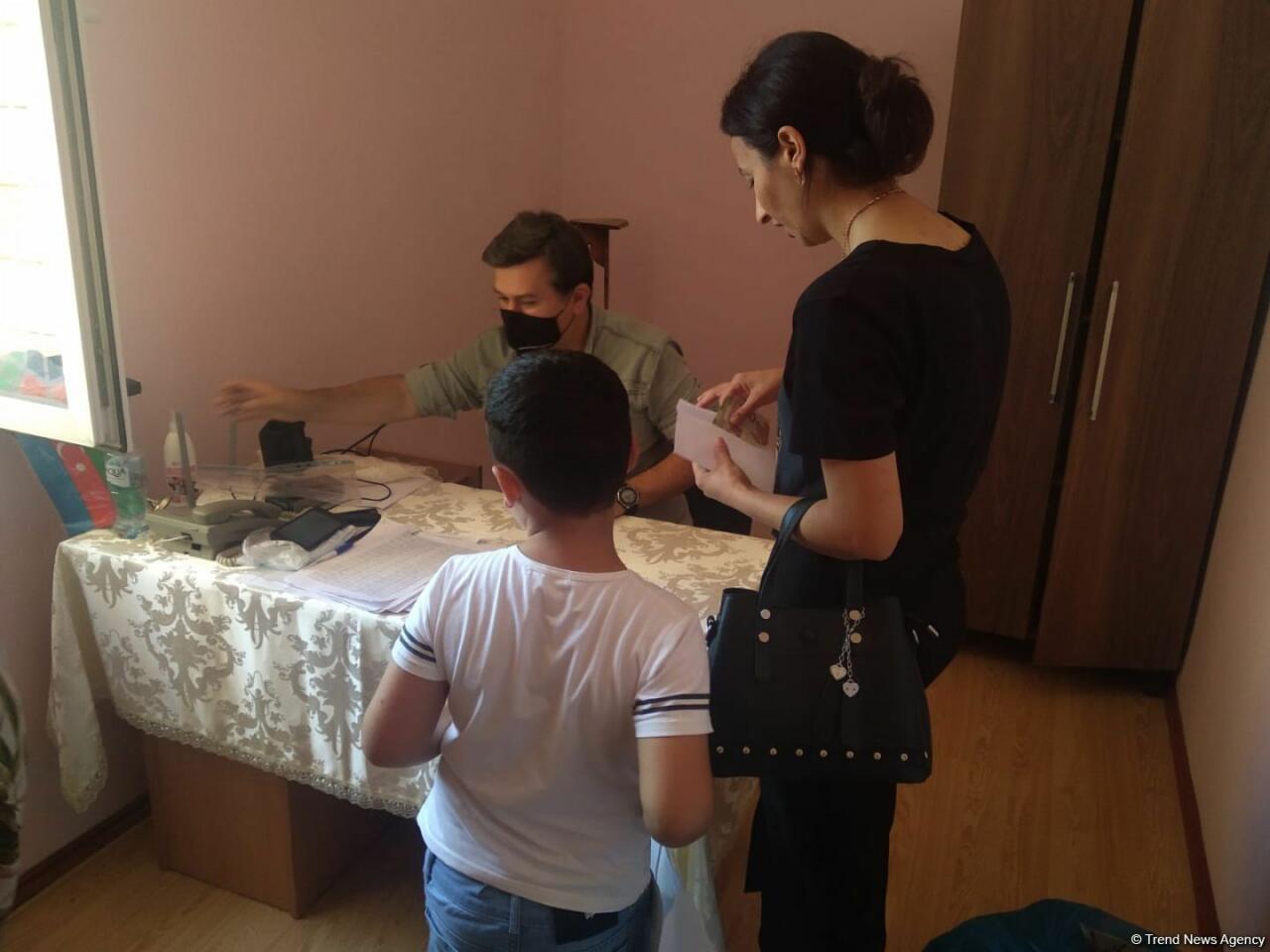 Deputat Sevil Mikayılovanın təşəbbüsü ilə Xudatda Qurban bayramı sovqatı paylanılıb